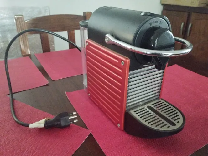 Cafeteira Nespresso C60