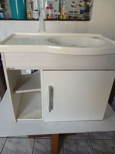 GABINETE DE BANHEIRO