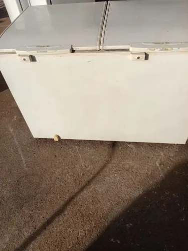 Freezer, Electrolux, H400, horizontal, 2 tampas, 385L.