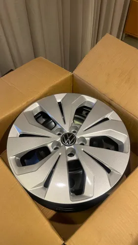RODAS ARO 16? NOVAS (COM CALOTAS VW)