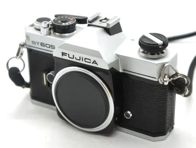 Camera Analógica Fujica ST-605 - Montura M42