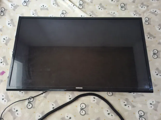 Vendo tv Samsung nao e smart sem defeitos