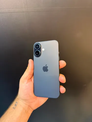 iPhone 16 128GB bateria 100% todo original
