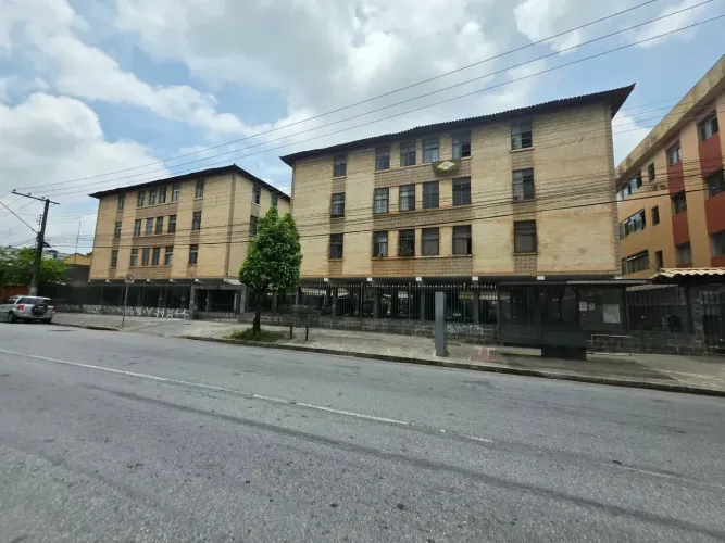 Lindo Apartamento de 3 Quartos sendo dois com armários todo Reformado no Santa Inês.