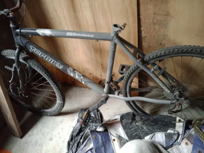 Bicicleta quadro de alumínio , reaproveitar as peças 