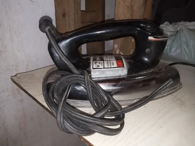 ferro de passar black e dekcer usado