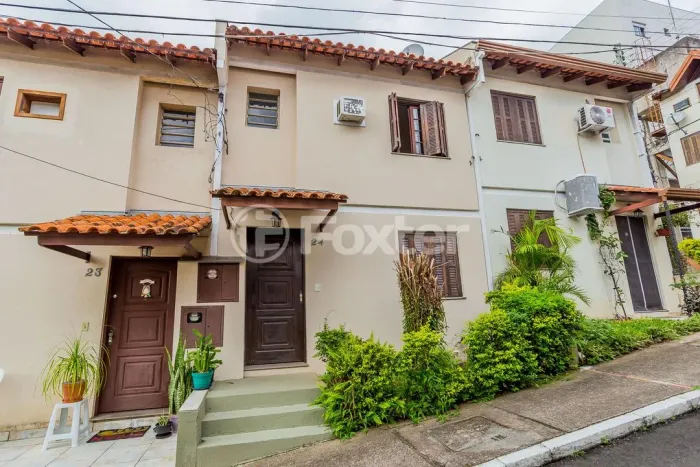 Casa em Condomínio à venda Avenida Monte Cristo, Vila Nova - Porto Alegre