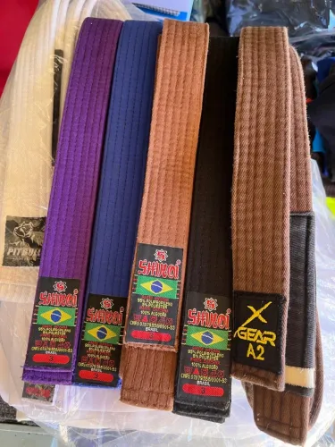 Faixas Judô e Jiu Jitsu