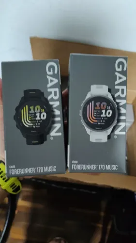 Garmin forerunner 170 músic preto e branco