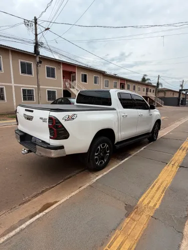Toyota Hilux CD SRV 4X4 2.7 Flex 16V Aut. 2017