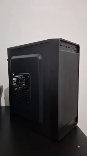 PC Completo Intel Core i3-8100 16GB DDR4 SSD Kingston 240GB + Kit Completo