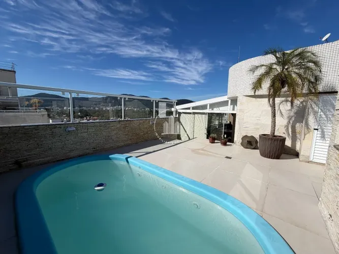 Cobertura 3 Quartos com 1 Suíte e 183m² - Córrego Grande - BRN