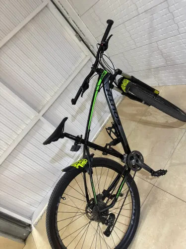 Bicicleta semi profissional