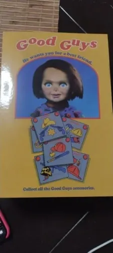 Action Figure Chucky Ultimate - Child's Play / Brinquedo Assassino - NECA (Completo)