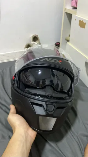 Capacete asx com óculos interno