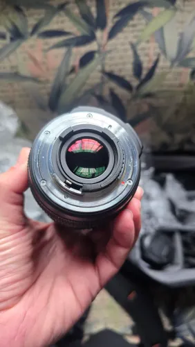 Lente nikon 8-16