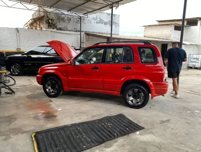 Suzuki Grand Vitara 2.0 16V 4x2/4x4 5P Mec. 1999