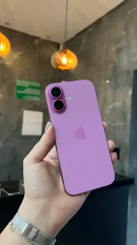 iPhone 16 128GB