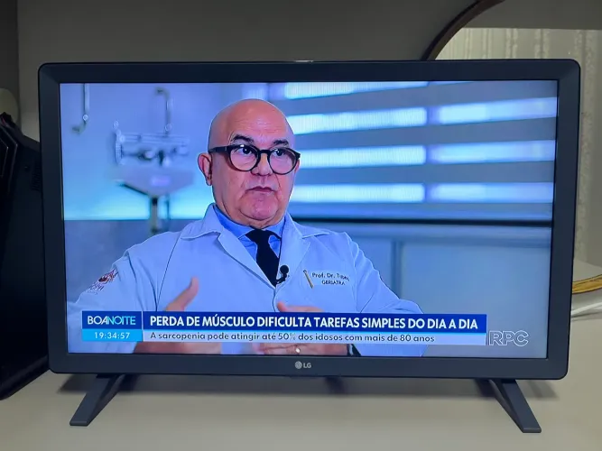 LG Smart TV LED 24