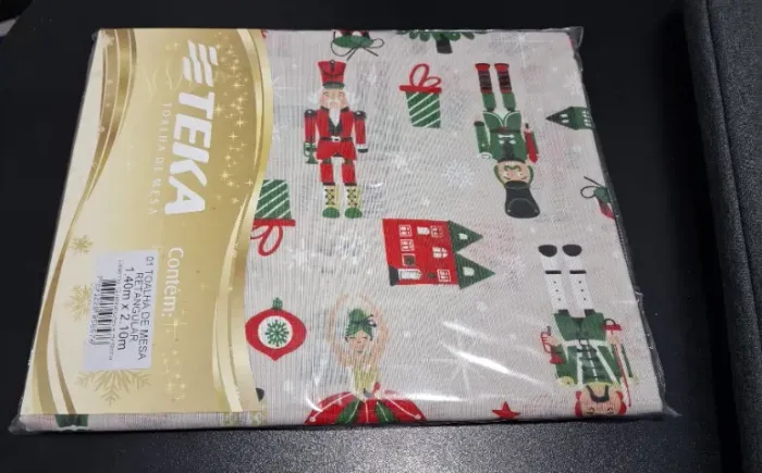 Toalha de Natal 6 Lugares (2,10m X 1,40m) Teka Quebra-Nozes Bailarinas Árvore de Natal