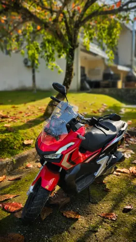 Honda ADV 150 2023 Único Dono Baixa Km - 7.017 km