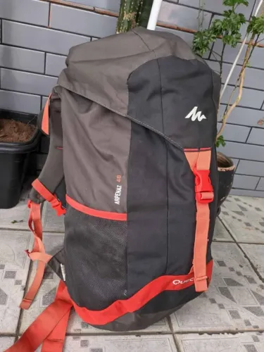 Mochila trilha quechua arpenaz 40L trekking montanha viagem acampamento north face columbi
