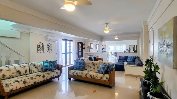 Cobertura Duplex para locação na Praia das Pitangueiras - Guarujá/SP