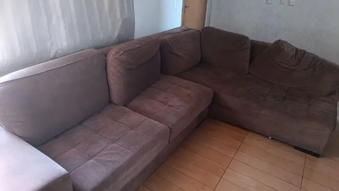 Sofá em L