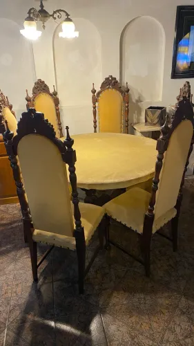 CONJUNTO DE SALA DE JANTAR EM IMBUIA MACIÇA - MESA + 6 CADEIRAS