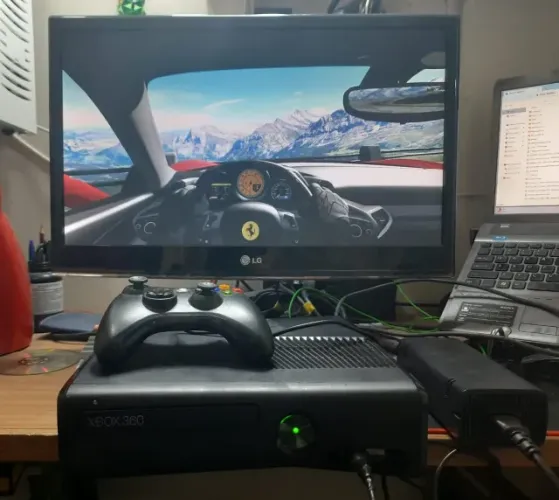 Xbox 360 Slim - Higienizado (Pasta Térmica Trocada) + Jogo Forza 4