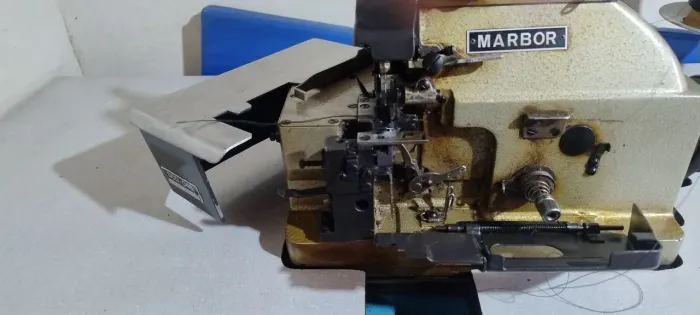 Vendo máquina industrial Overlok 