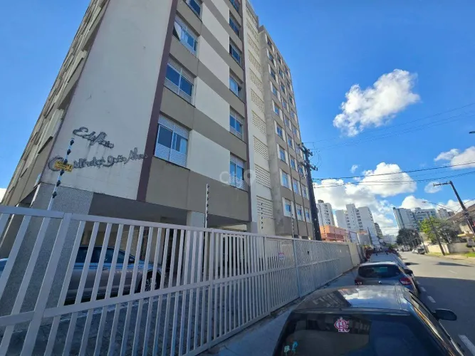 ALUGA-SE APARTAMENTO MOBILIADO  EDIFÍCIO CONSTRUTOR JOÃO ALVES