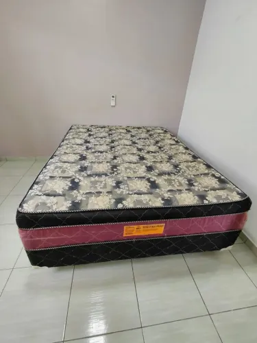 Cama Queen de mola