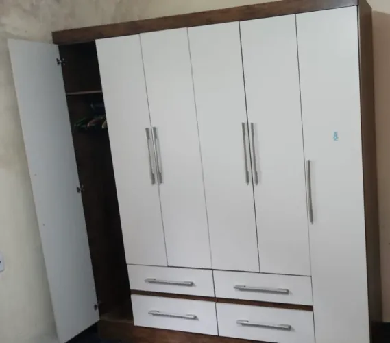 Guarda roupa