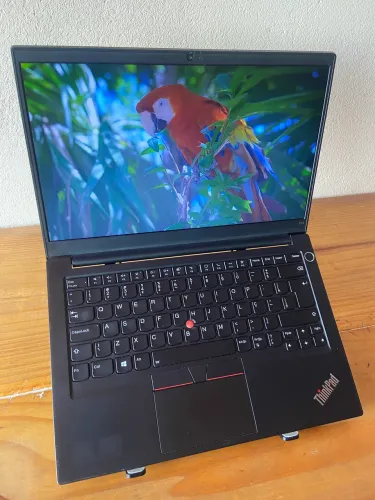 Notebook Lenovo Ryzen 5 / Radeon Graphics / 16GB RAM / 256GB SSD / Tela 14? FullHD
