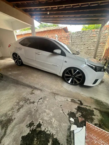 Toyota Corolla GLI 1.8 Flex 16V Aut. 2016