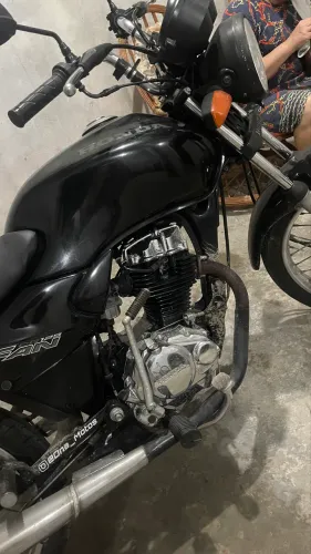 Motor e cubos cromados
