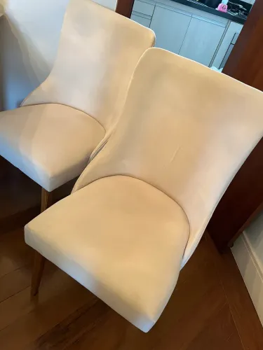 4 Cadeiras sala de jantar