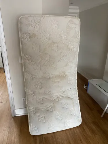 Doação de Colchão solteiro