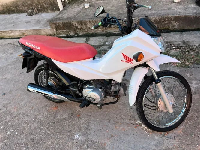 Vendo pop 110 em perfeito estado