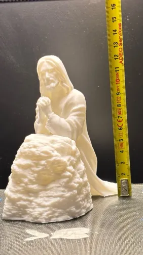 Peça Decorativa Jesus Cristo Orando em Impressão 3D