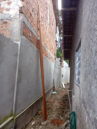 2 linhas Maçaranduba para telhados, novíssimas!