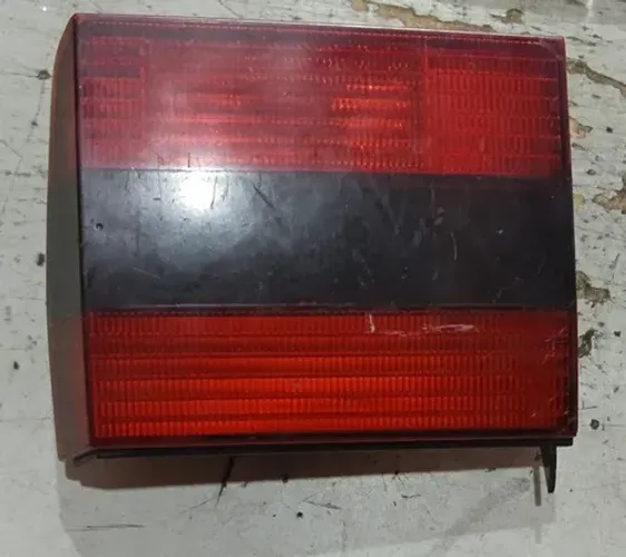 Lanterna Esquerda Passat Variant 1.8 1988 - 1997 Esquerdo Bicolor
