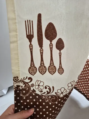 Cortinas com estampa para cozinha