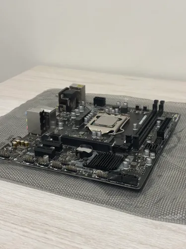 Processador Intel i5 9400F + H310M MSI