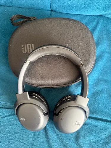 JBL Tour One M2 Preto - Pouquíssimo Usado, Impecável + Case e Acessórios