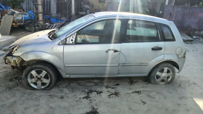 Fiesta para retirada de peças