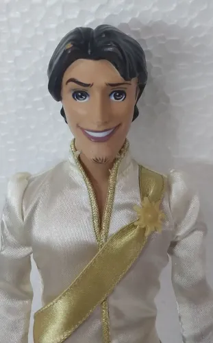 Boneco Príncipe Flynn Ryder Mattel