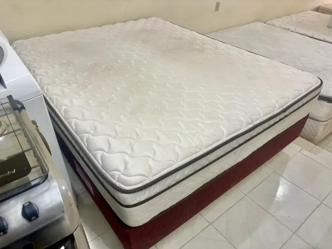 Cama box de casal Queen , cama de casal