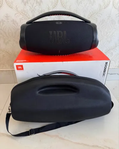 JBL boombox 3